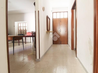 Appartamento in vendita a Cropani via Tunisi, 32