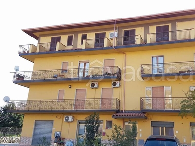 Appartamento in vendita a Davoli via Enrico Berlinguer, 31