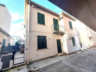 Appartamento in vendita a Giulianova via Alessandro Volta, 28