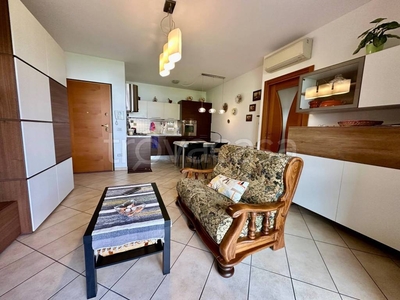 Appartamento in vendita a Giulianova via Traversa Parere, 3