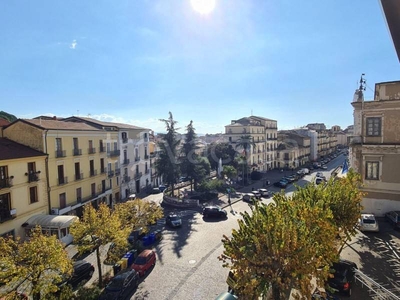 Appartamento in vendita a Lamezia Terme piazza Stocco
