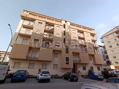 Appartamento in vendita a Lamezia Terme via Formiti, 11