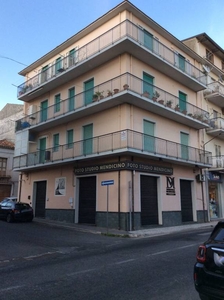 Appartamento in vendita a Lamezia Terme via Giuseppe Sinopoli, 24
