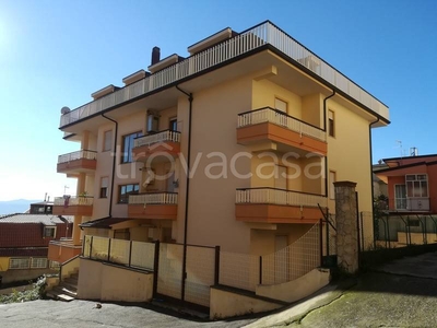 Appartamento in vendita a Lamezia Terme via Lipari, 5
