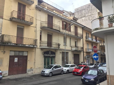 Appartamento in vendita a Lamezia Terme via Trento, 19