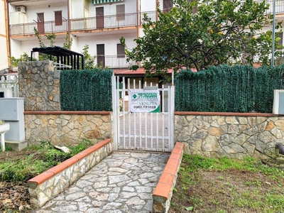 Appartamento in vendita a Nocera Terinese villaggio nuova temesa