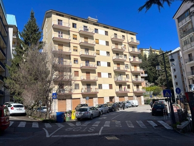 Appartamento in vendita a Potenza via Francesco Baracca, 143