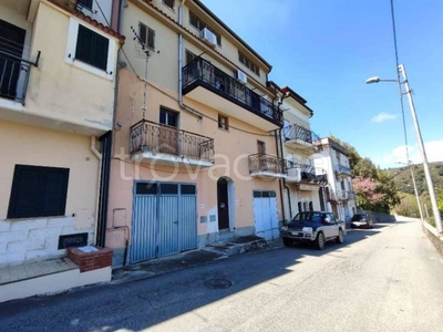 Appartamento in vendita a Satriano corso Vittorio Emanuele