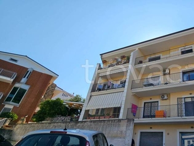 Appartamento in vendita a Soverato via Santicelli, 1/b