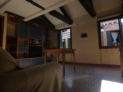 Appartamento in Vendita a venezia