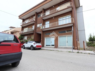 Appartamento in vendita ad Alba Adriatica via Risorgimento, 34