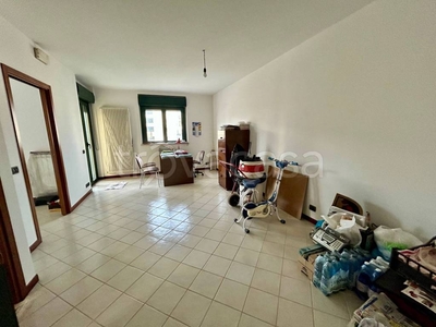 Appartamento in vendita ad Alba Adriatica viale Giuseppe Mazzini