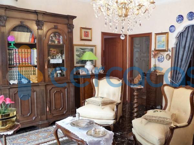 Appartamento Trilocale in vendita in Via Ennio Del Monte, Campomorone