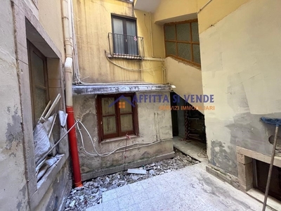 Bilocale in Vendita a Siracusa, 43'000€, 60 m²