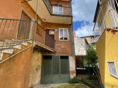 Casa a Schiera in vendita a Tramutola via Mazzini