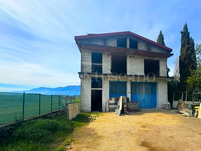 Casa Indipendente a Ferentino in Via Casilina Nord 1296