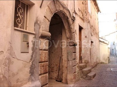 Casa Indipendente in in vendita da privato a Castelsaraceno via Vittorio Emanuele