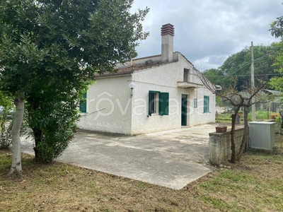 Casa Indipendente in in vendita da privato a Castiglione Messer Raimondo saletti, 13