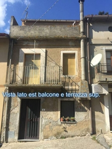 Casa Indipendente in in vendita da privato a Gagliato via Regina Margherita, 370