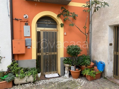 Casa Indipendente in in vendita da privato a Marsico Nuovo largo Sant'Anna, 7