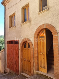 Casa Indipendente in in vendita da privato a Satriano di Lucania vico Ducale, 6 e 8