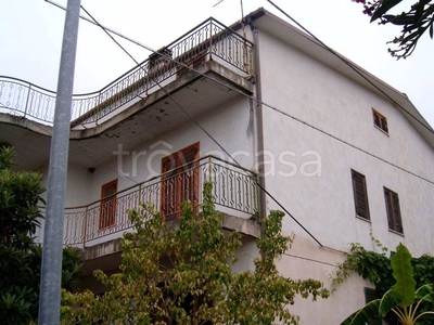Casa Indipendente in in vendita da privato a Sellia Marina via Giuseppe Mazzini, 6