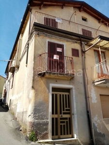 Casa Indipendente in in vendita da privato a Serrastretta via Roma, 40