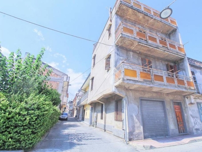 Casa Indipendente in vendita a Botricello via Garibaldi, 42