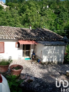 Casa Indipendente in vendita a Castelli località Casette, 17