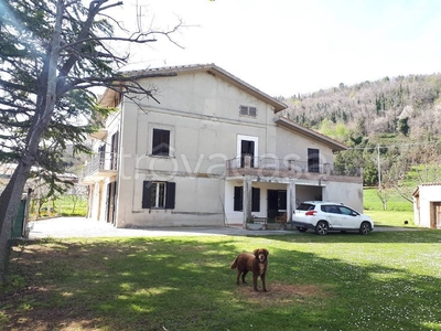 Casa Indipendente in vendita a Civitella del Tronto via Nazionale