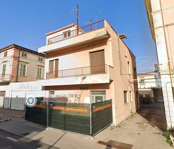 Casa Indipendente in vendita a Giulianova via Galileo Galilei, 104