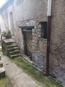 Casa Indipendente in vendita a Lagonegro via Nino Bixio