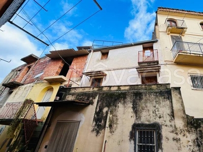 Casa Indipendente in vendita a Lamezia Terme via Giacomo Leopardi