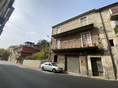 Casa Indipendente in vendita a Lamezia Terme via Raffaele Conforti, 95