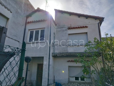 Casa Indipendente in vendita a Martinsicuro via Gabriele d'Annunzio, 10