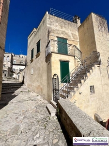 Casa Indipendente in vendita a Matera via Fiorentini