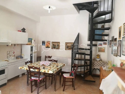 Casa Indipendente in vendita a Miglionico via Milone