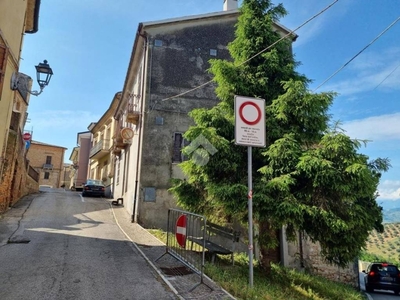 Casa Indipendente in vendita a Notaresco via San Rocco, 3