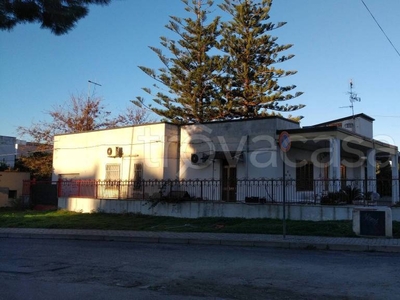 Casa Indipendente in vendita a Nova Siri via Alcide De Gasperi, 14