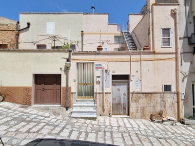 Casa Indipendente in vendita a Pomarico via Giuseppe Mazzini 37