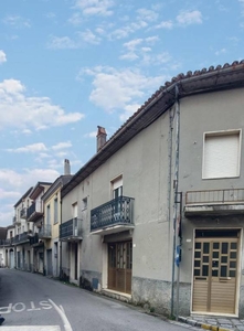 Casa Indipendente in vendita a Trecchina corso Umberto I, 54