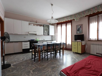Casa Indipendente in vendita ad Alba Adriatica via Calabria, 18