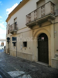 Intero Stabile in in vendita da privato a Grassano via Regina Margherita, 42