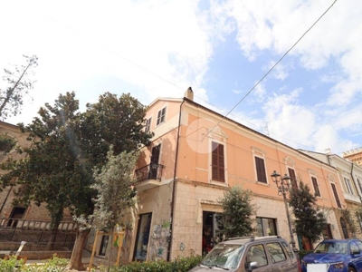 Intero Stabile in vendita a Mosciano Sant'Angelo via Settimio Passamonti, 2