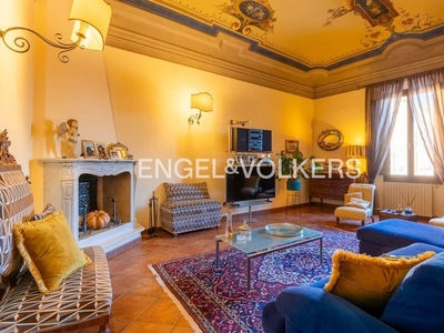 Appartamento di prestigio di 235 m² in vendita Via Ulisse Aldrovandi, 9, Imola, Emilia-Romagna