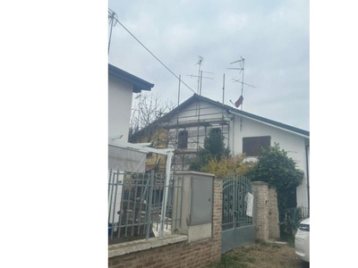 Casa indipendente in vendita a Molinella, Frazione San Martino In Argine, Via Lumaca 21