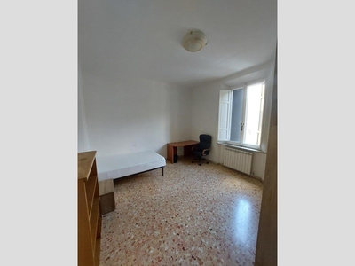 Quadrilocale in Affitto a Pisa, 350€, 20 m², arredato