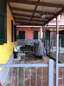 Semindipendente - Porzione di casa a Castelnuovo Magra