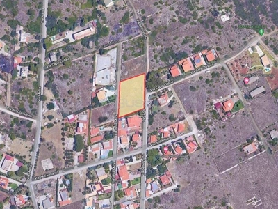 Terreno edificabile in Vendita a Siracusa, zona Plemmirio, 2200 m²
