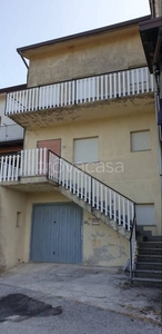 Villa a Schiera in in vendita da privato a Latronico via Giovanni Falcone, 26